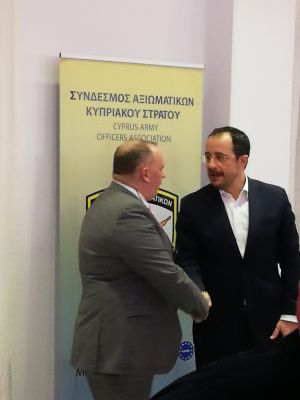 IMG-c49577c6562d5c9c3771238ddd314084-V